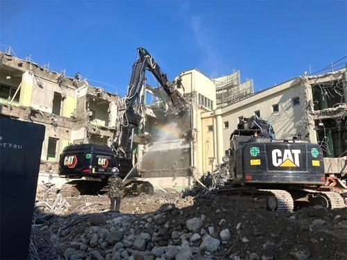 株式会社中村建工　コンクリートガラ積み状況