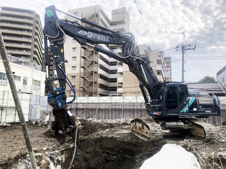 株式会社中村建工　ロングブーム重機の搬出