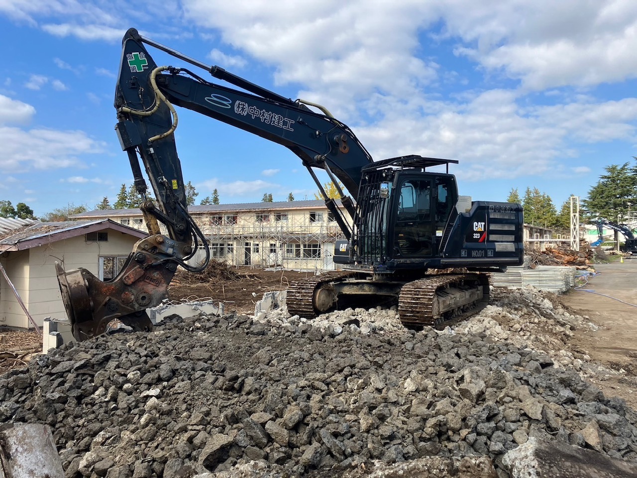 株式会社中村建工　キャタピラージャパン