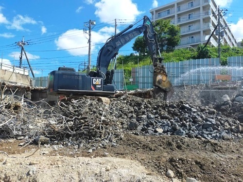 株式会社中村建工　ロングブーム重機の搬出